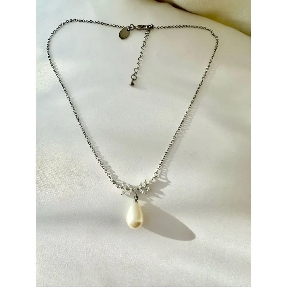Charming Charlie faux pearl cubic zirconia delicate necklace
